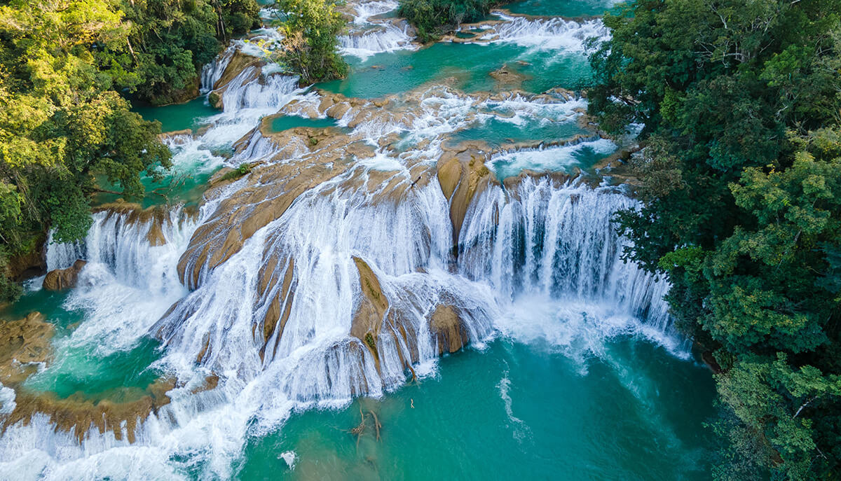Las impresionantes Cascadas de Agua Azul Chiapas que te dejarán sin aliento